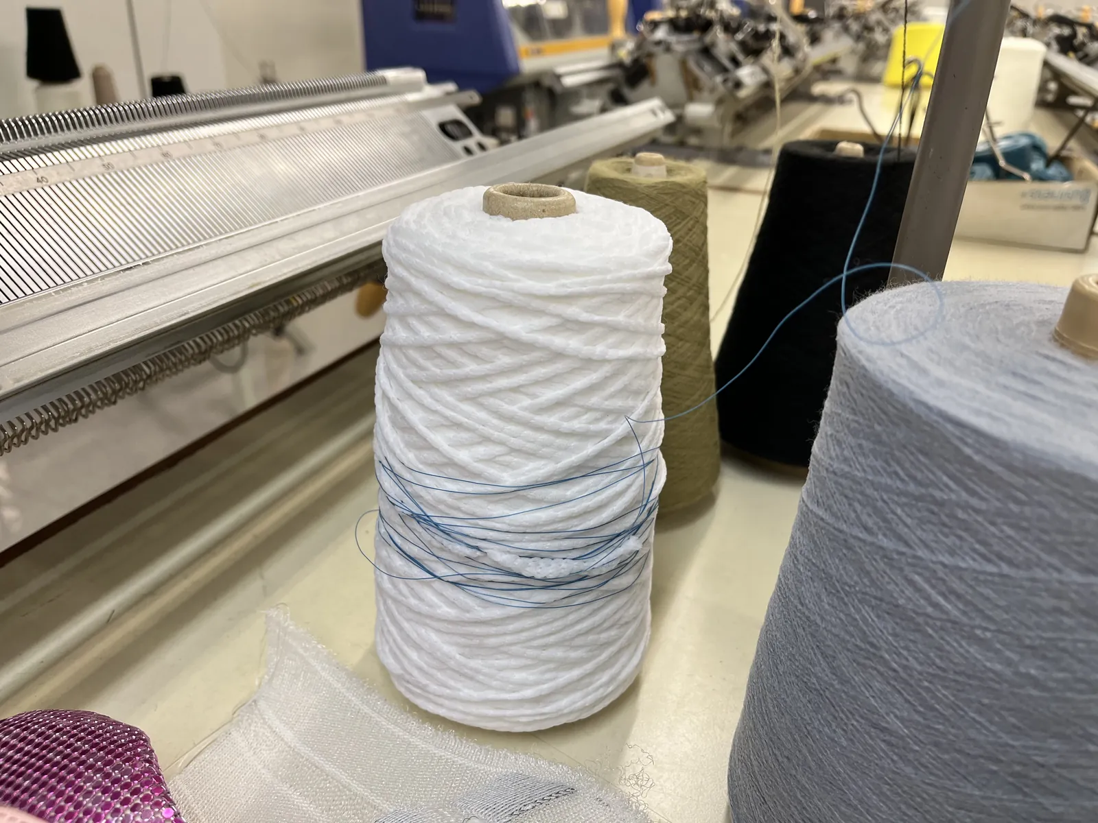Threads with teflon-coated wires